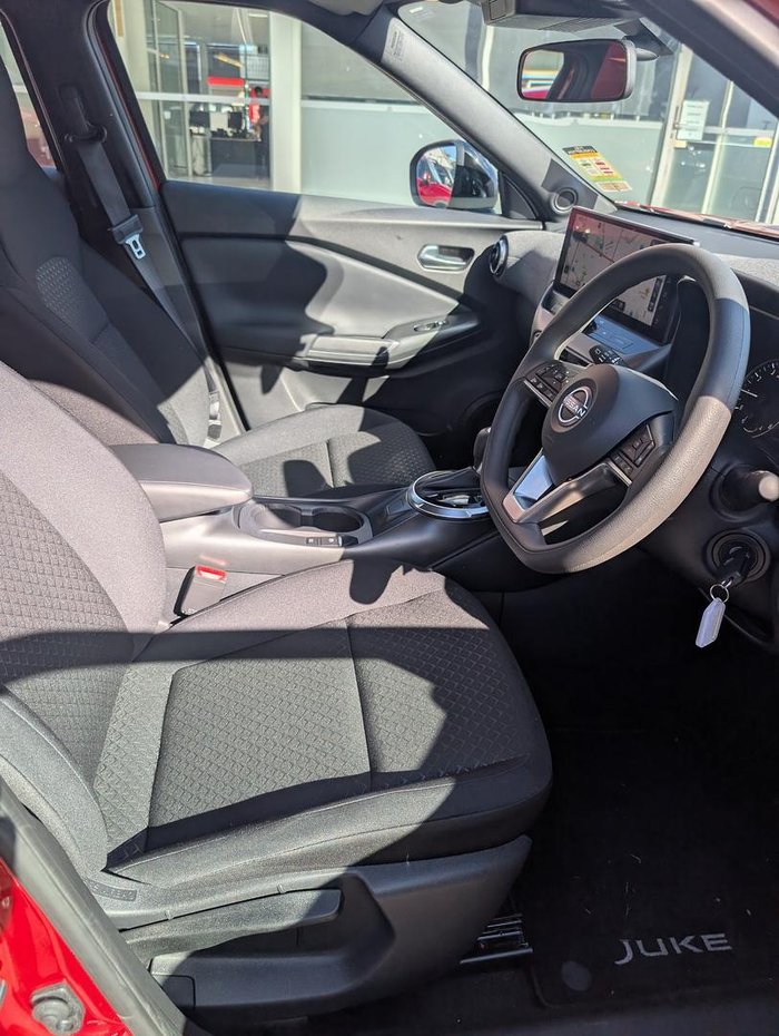 2024 Nissan JUKE ST+
