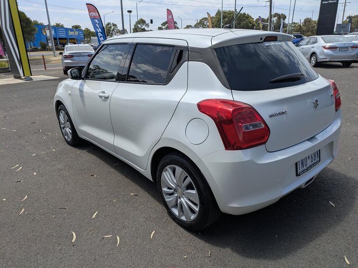2018 Suzuki Swift GL Navigator