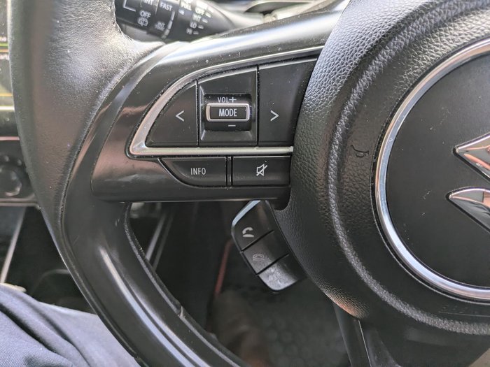 2018 Suzuki Swift GL Navigator
