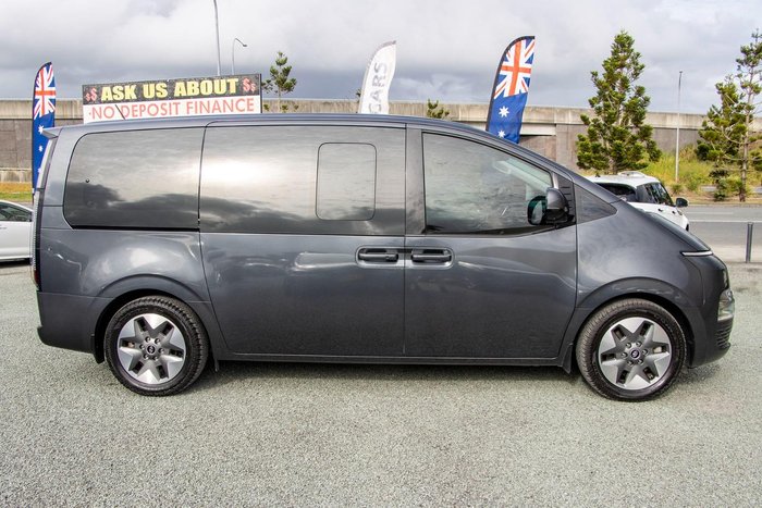 2021 Hyundai STARIA Highlander