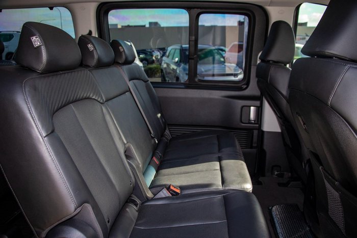 2021 Hyundai STARIA Highlander