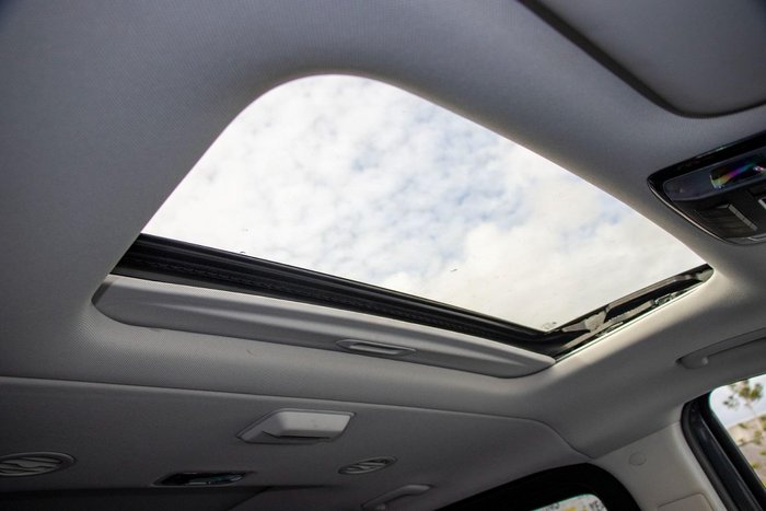 2021 Hyundai STARIA Highlander