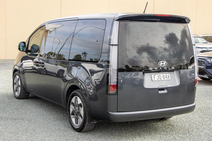2021 Hyundai STARIA Highlander