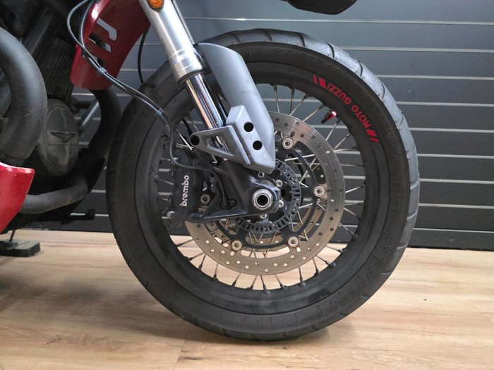 2020 MOTO GUZZI V85 TT Red