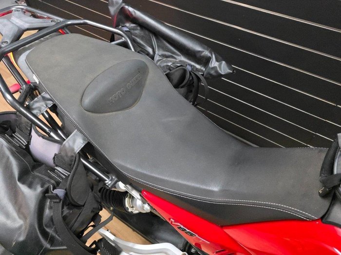 2020 MOTO GUZZI V85 TT Red