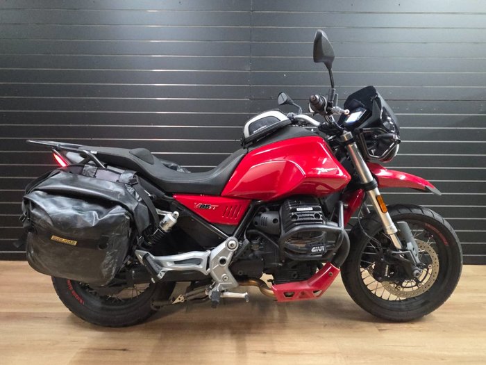 2020 MOTO GUZZI V85 TT Red