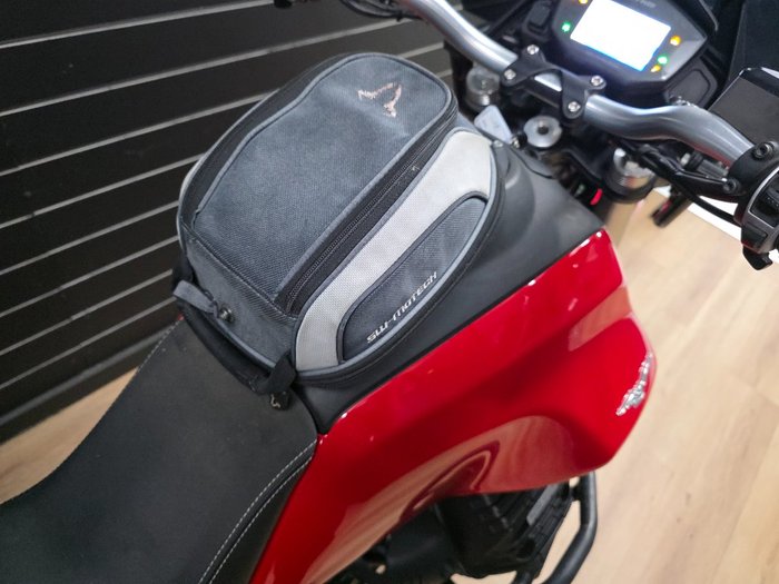 2020 MOTO GUZZI V85 TT Red