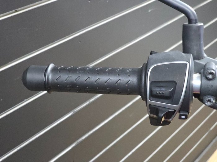 2020 MOTO GUZZI V85 TT Red