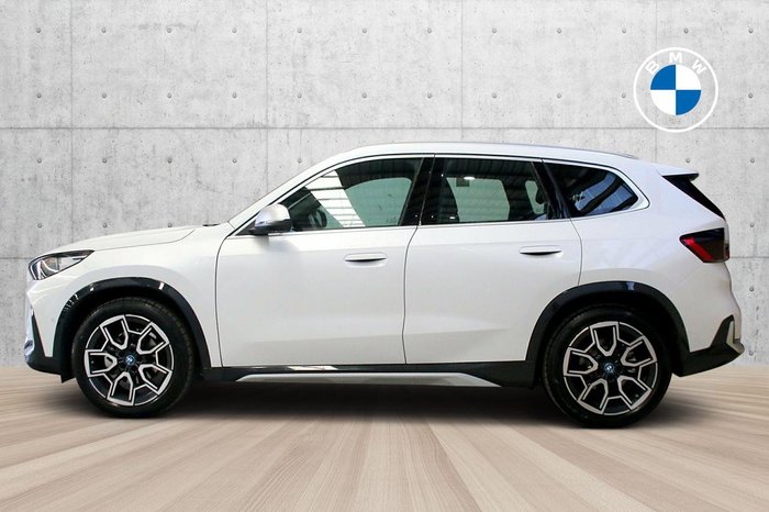 2024 BMW iX1 eDrive20 xLine