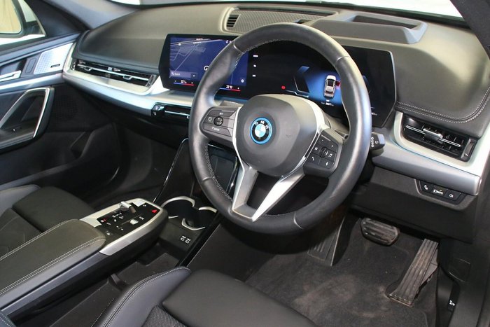2024 BMW iX1 eDrive20 xLine