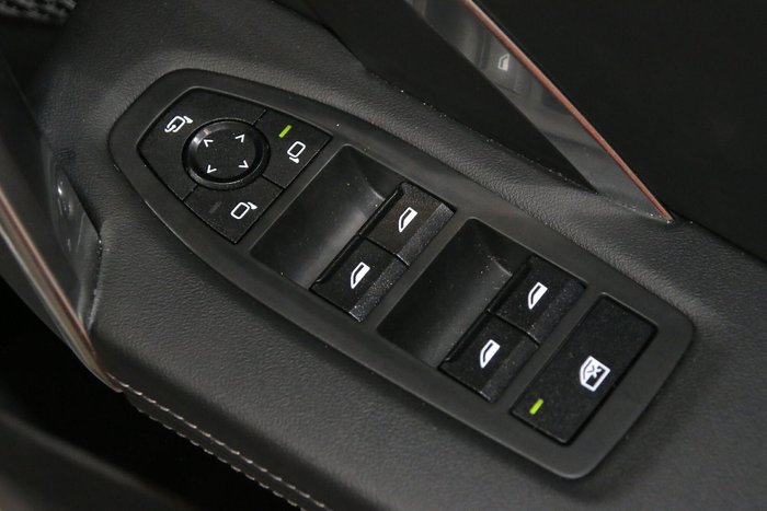 2024 BMW iX1 eDrive20 xLine