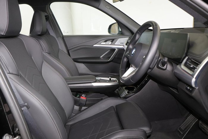 2024 BMW iX1 eDrive20 xLine