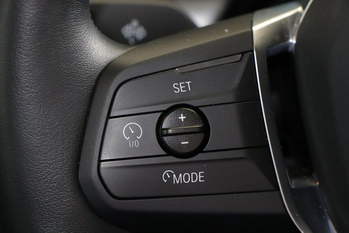 2024 BMW iX1 eDrive20 xLine