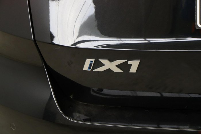 2024 BMW iX1 eDrive20 xLine