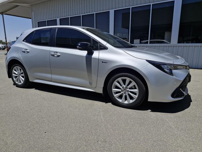 2025 Toyota Corolla SX Hybrid