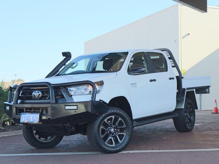 2022 Toyota Hilux SR