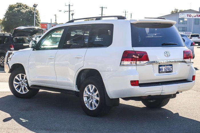 2021 Toyota Landcruiser VX