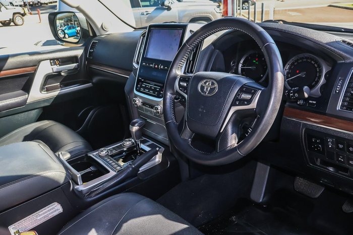 2021 Toyota Landcruiser VX