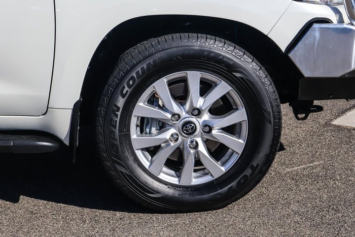 2021 Toyota Landcruiser VX