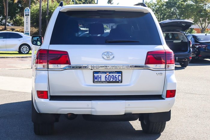 2021 Toyota Landcruiser VX