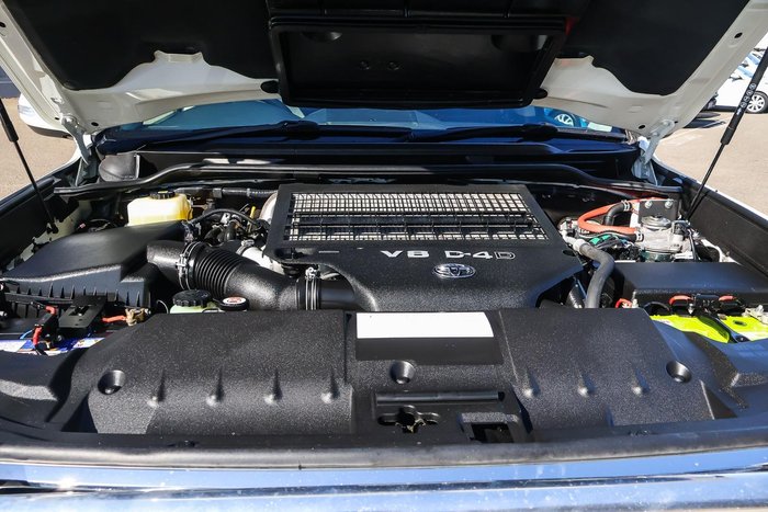 2021 Toyota Landcruiser VX