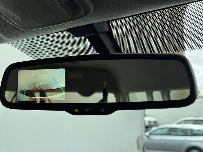 2017 Toyota Hiace Commuter