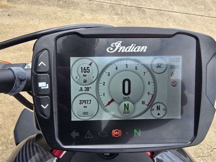 2022 Indian FTR R 1200 CARBON Black