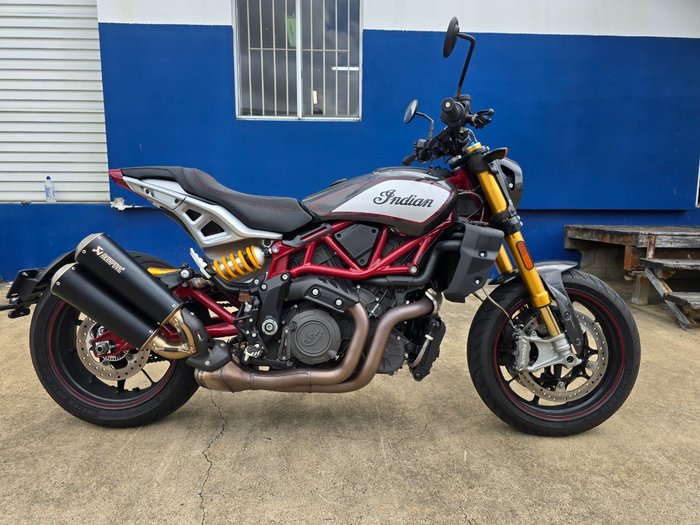 2022 Indian FTR R 1200 CARBON Black