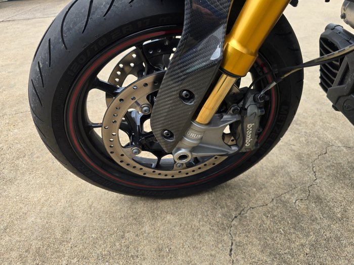 2022 Indian FTR R 1200 CARBON Black