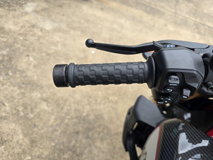 2022 Indian FTR R 1200 CARBON Black