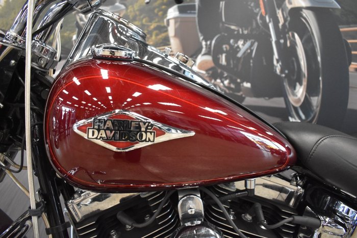 2014 HARLEY-DAVIDSON FLSTC HERITAGE SOFTAIL CLASSIC