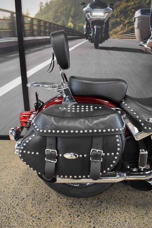 2014 HARLEY-DAVIDSON FLSTC HERITAGE SOFTAIL CLASSIC