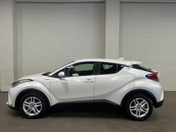 2022 Toyota C-HR GXL NGX10R Frosted White