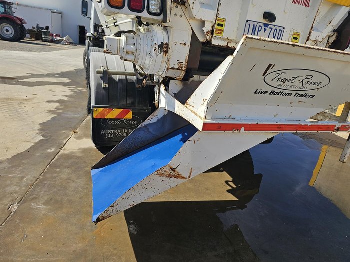 2018 Trout River Australia Acco 2350G