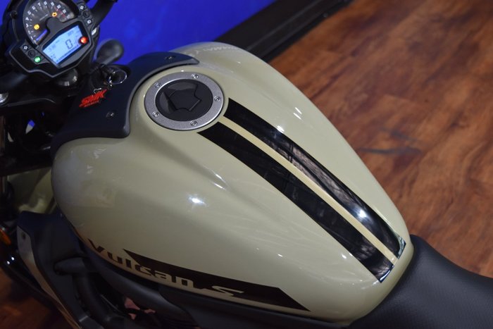 2024 Kawasaki 2024 Kawasaki 650CC Vulcan S L Cruiser Brown