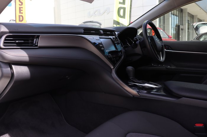 2019 Toyota Camry Ascent