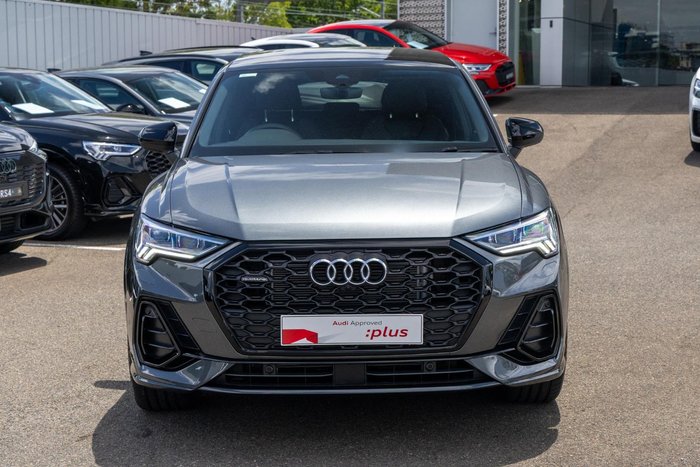 2025 Audi Q3 40 TFSI S line