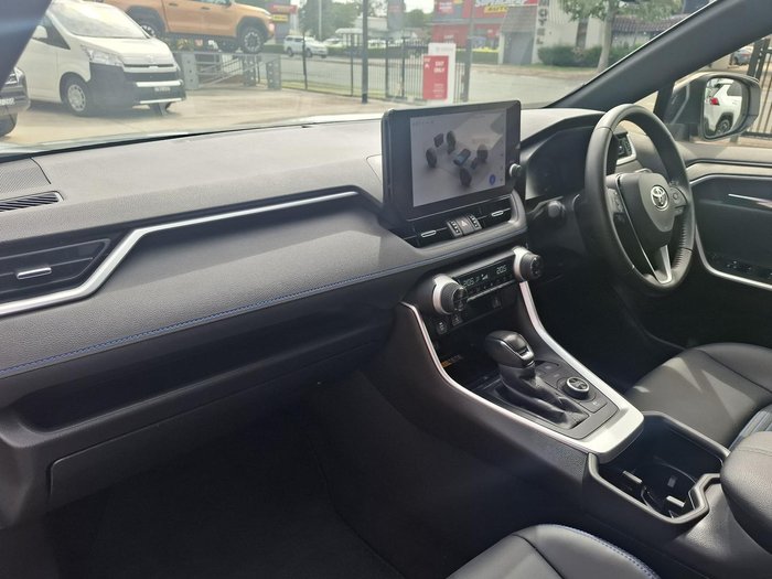 2023 Toyota RAV4 XSE