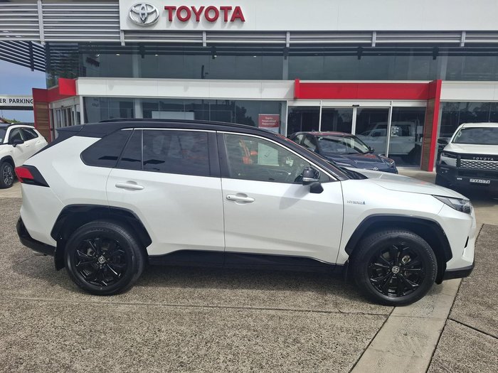 2023 Toyota RAV4 XSE