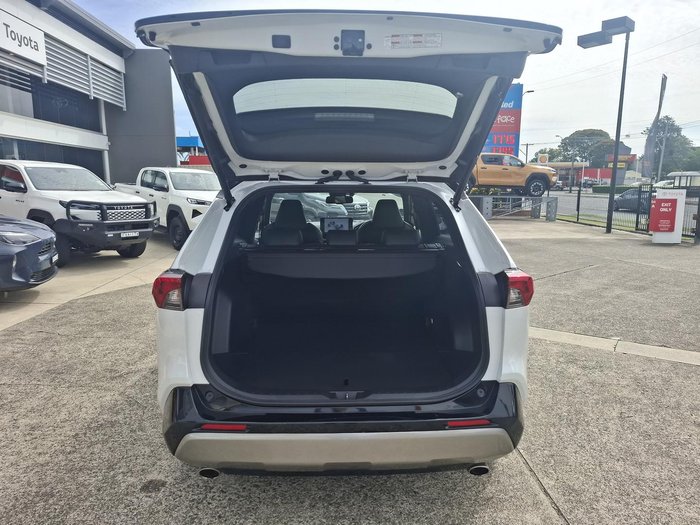 2023 Toyota RAV4 XSE