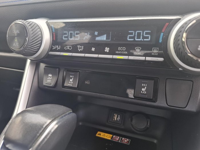 2023 Toyota RAV4 XSE