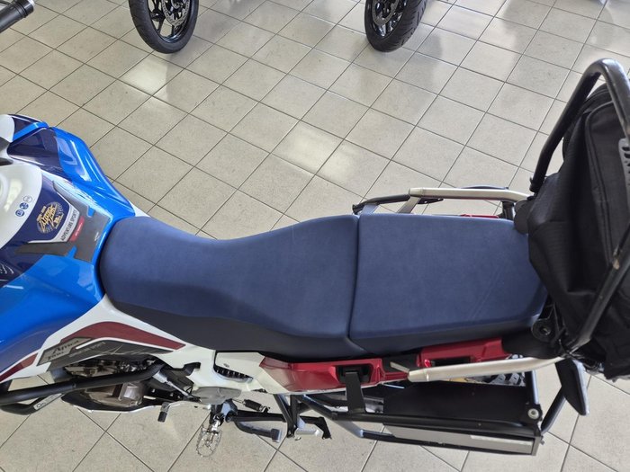 2018 Honda Africa Twin Adventure Sports (CRF1000AL2) Africa Twin White