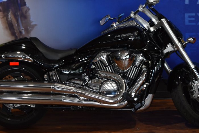 2019 Suzuki VZR 1800 BOULEVARD (M109R) Black