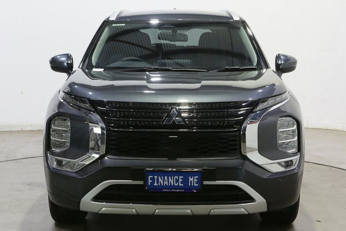 2024 Mitsubishi Outlander LS