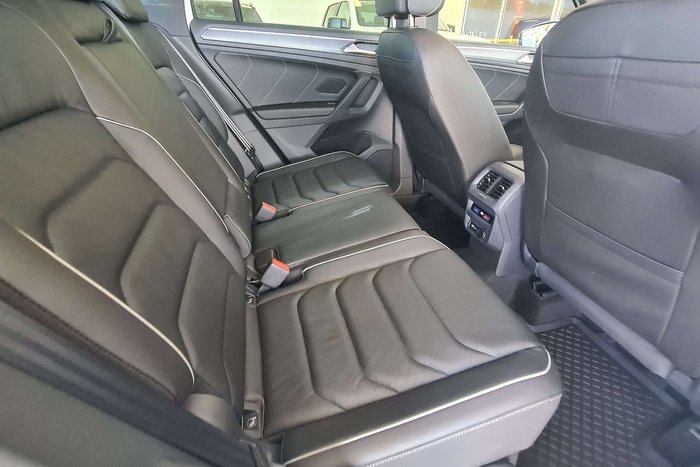 2021 Volkswagen Tiguan 162TSI R-Line