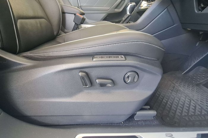 2021 Volkswagen Tiguan 162TSI R-Line