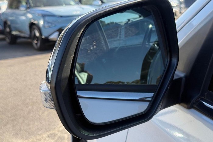 2022 Mitsubishi Pajero Sport Exceed