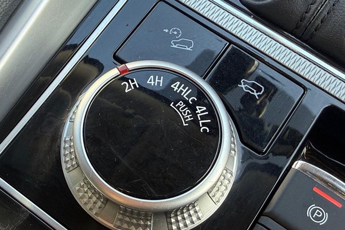 2022 Mitsubishi Pajero Sport Exceed