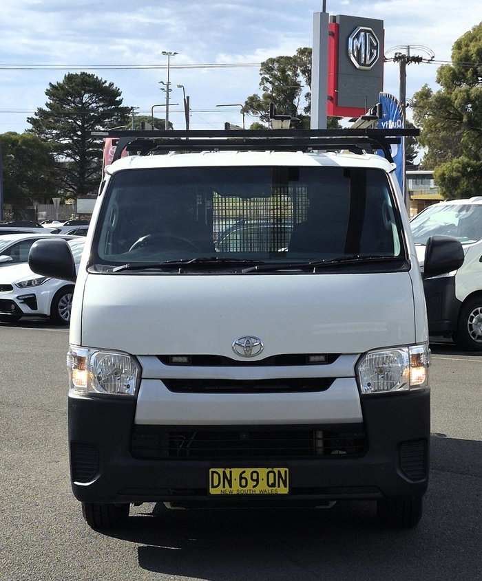 2017 Toyota Hiace LWB