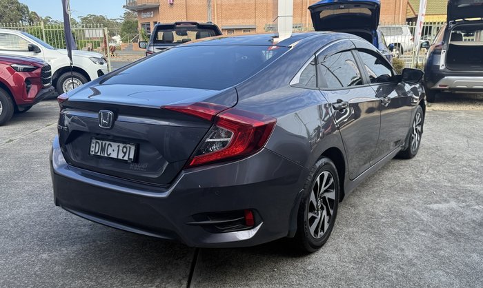 2016 Honda Civic VTi-S